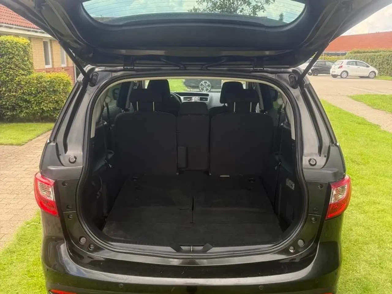 Billede 8 - Mazda 5 7 personers familiebil