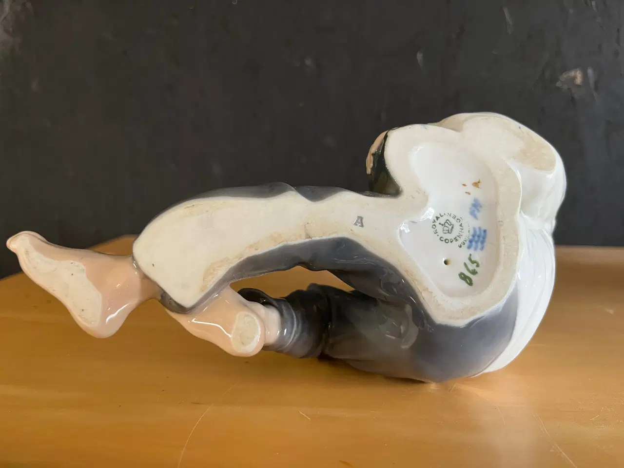 Billede 3 - Porcelænsfigur - Vogterdreng