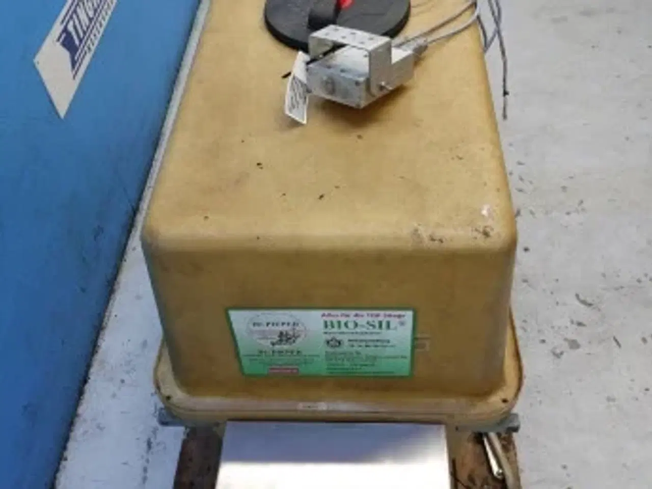 Billede 11 - New Holland FX38 Doseringsanlæg til Ensileringsmidler