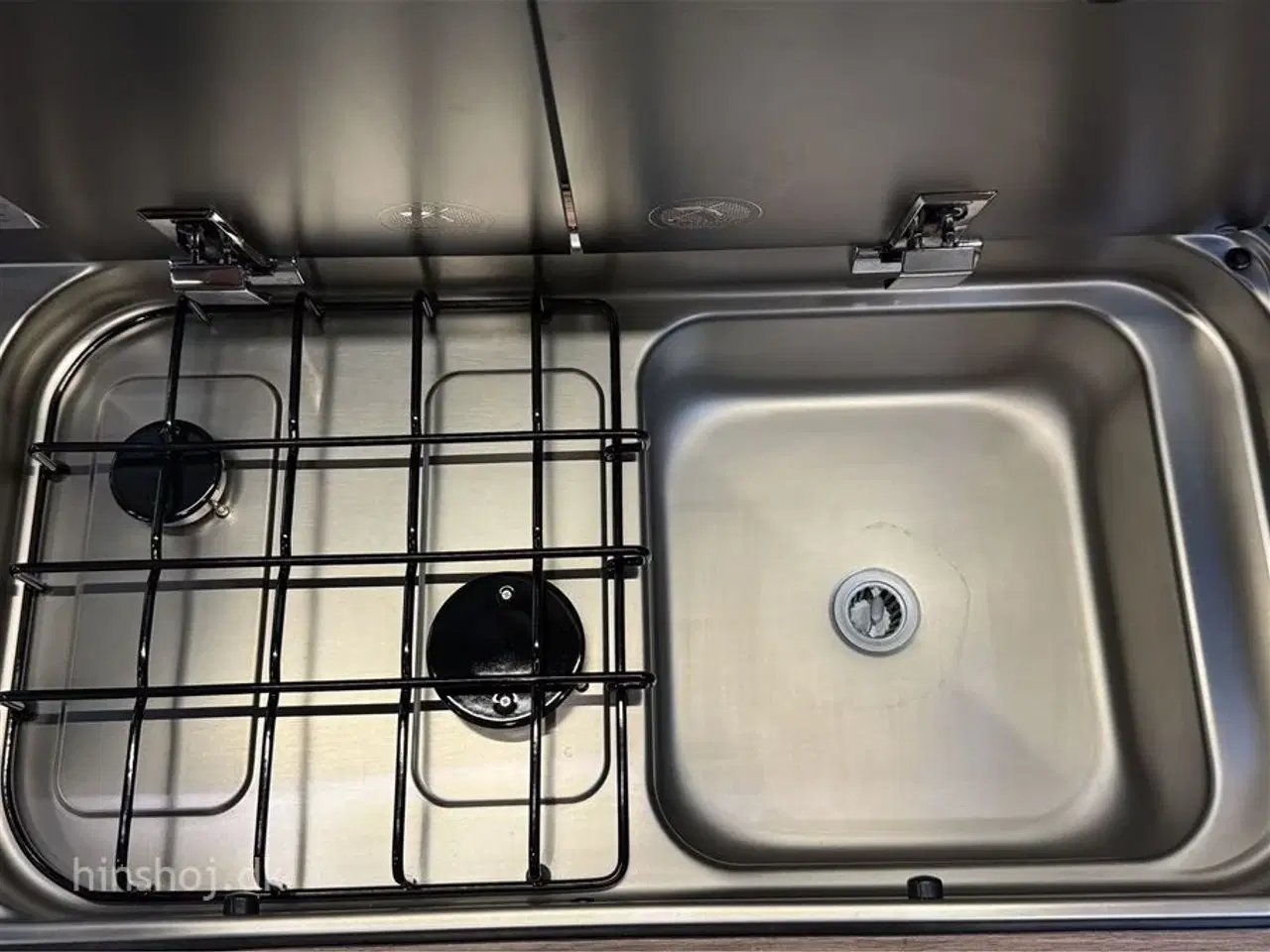 Billede 9 - 2026 - Eriba Car 600 Indium Grey Aut Eriba Car 600 Indium Grey 2026 fra Hinshøj Caravan