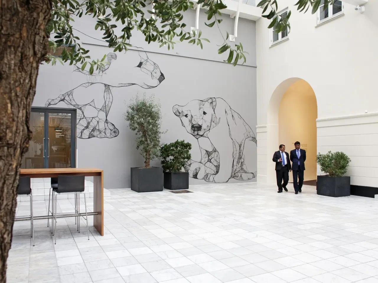 Billede 17 - Højloftet og flot istandsat lejemål i B!NGS