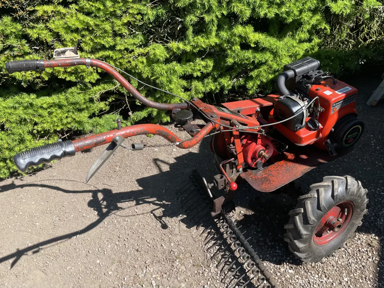 Billede 3 - Havefræser med Kawasaki motor