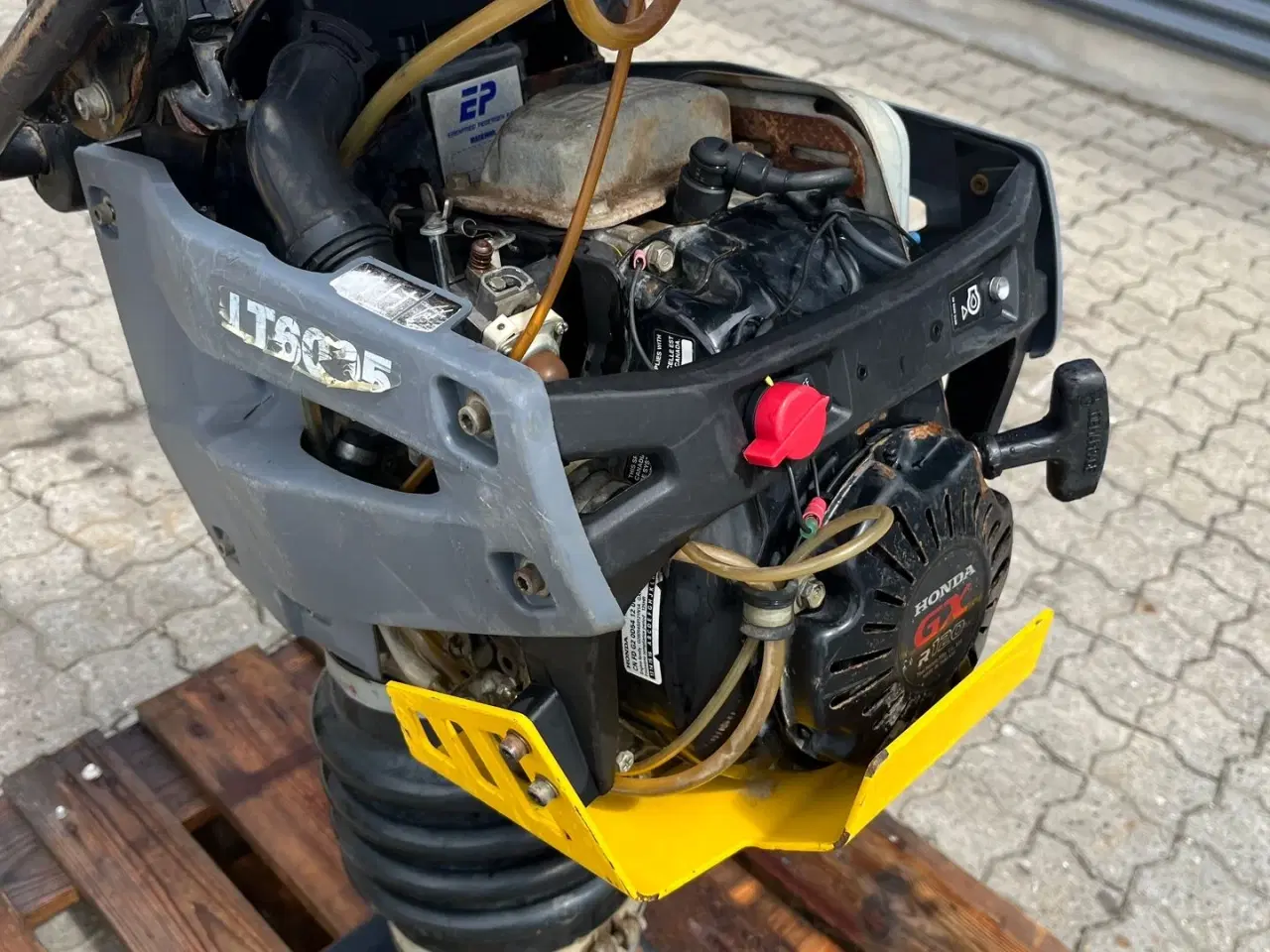 Billede 7 - Atlas Copco lt6005 Jordloppe med bred fod