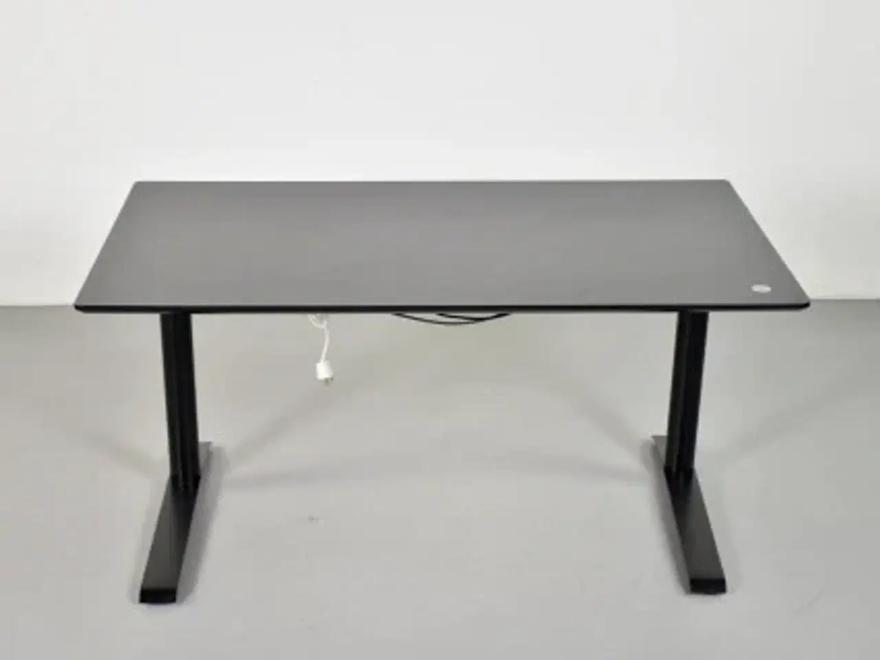 Billede 2 - Cube design hæve-/sænkebord med kip funktion, 140 cm.
