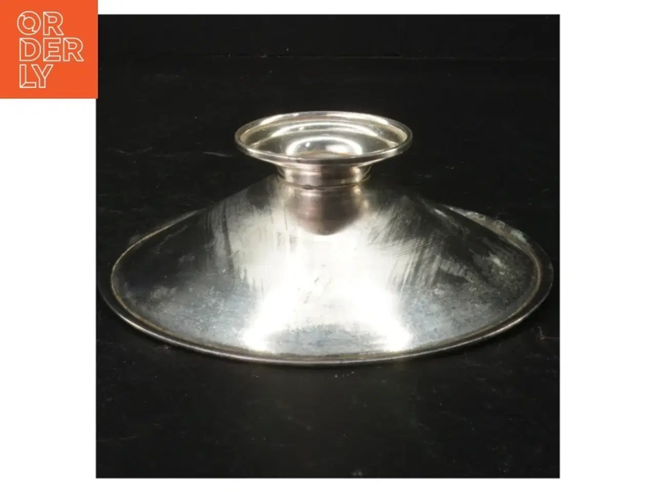 Billede 2 - Sølvfarvet bakke med lysmanchet (str. Ø 16 cm)