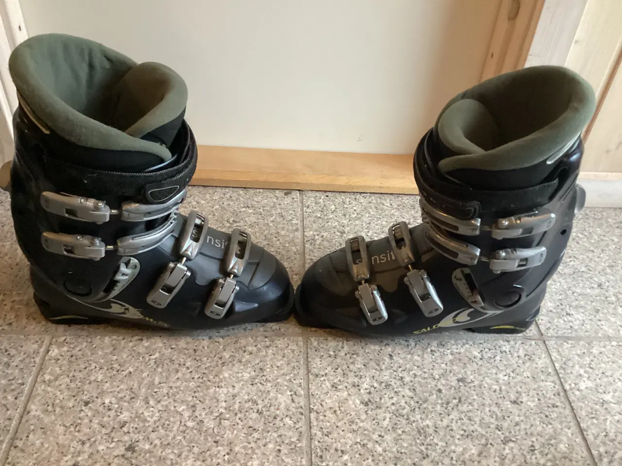 Billede 2 - Har du brug for at par  fine SALOMON skistøvler?