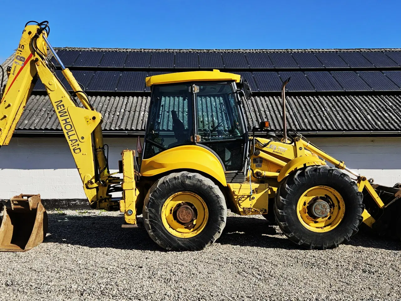 Billede 1 - New Holland LB115 / skovlsæt / udskud / 6700 timer