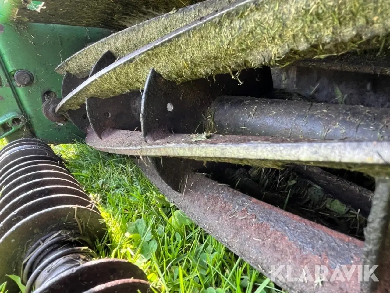 Billede 12 - Græsslåmaskine JOHN DEERE 3235B 4X4