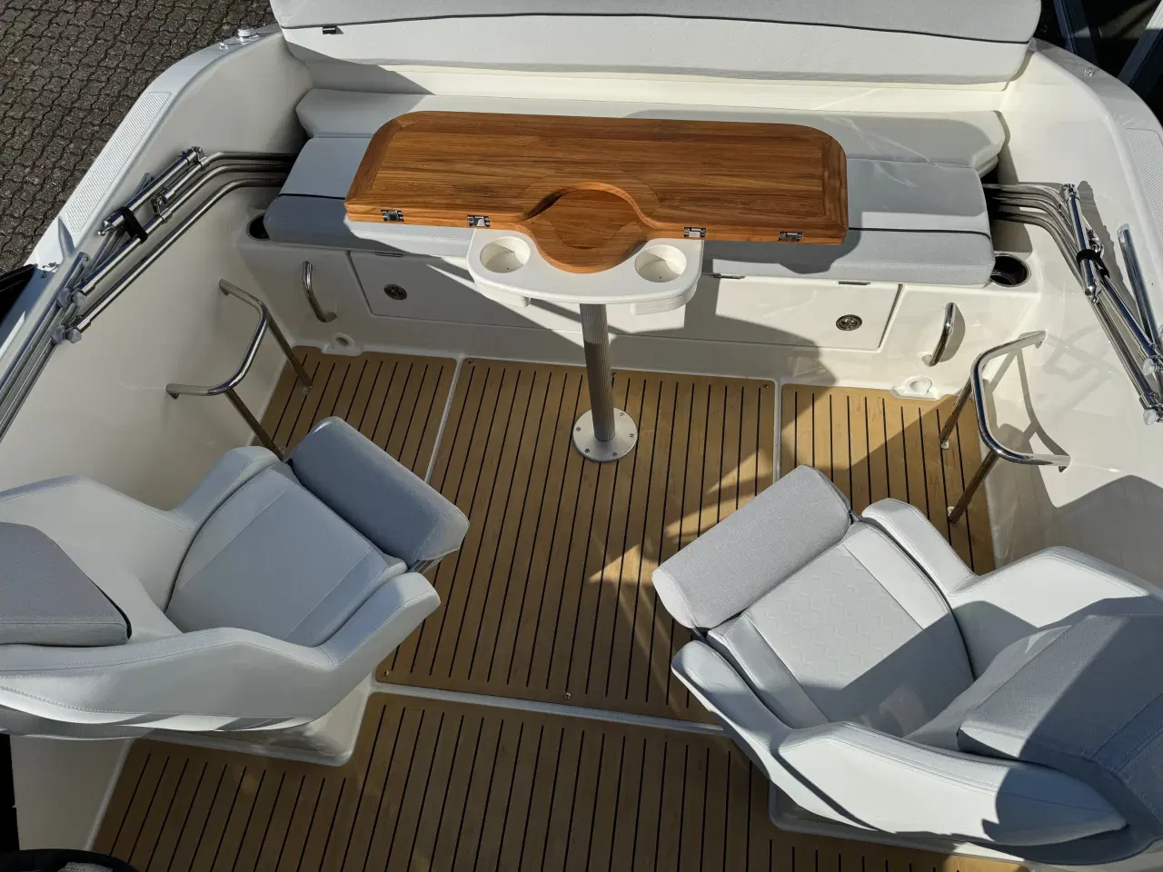 Billede 27 - Quicksilver Activ 605 Cruiser med F150 Mercury-EFI 3,0L XL 4 takt Exclusive Deluxe Line