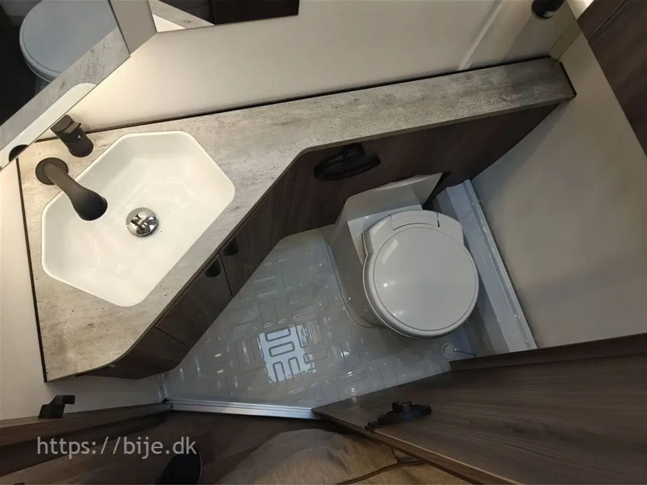 Billede 9 - 2026 - Kabe Smaragd 520 XL KS Premium Line