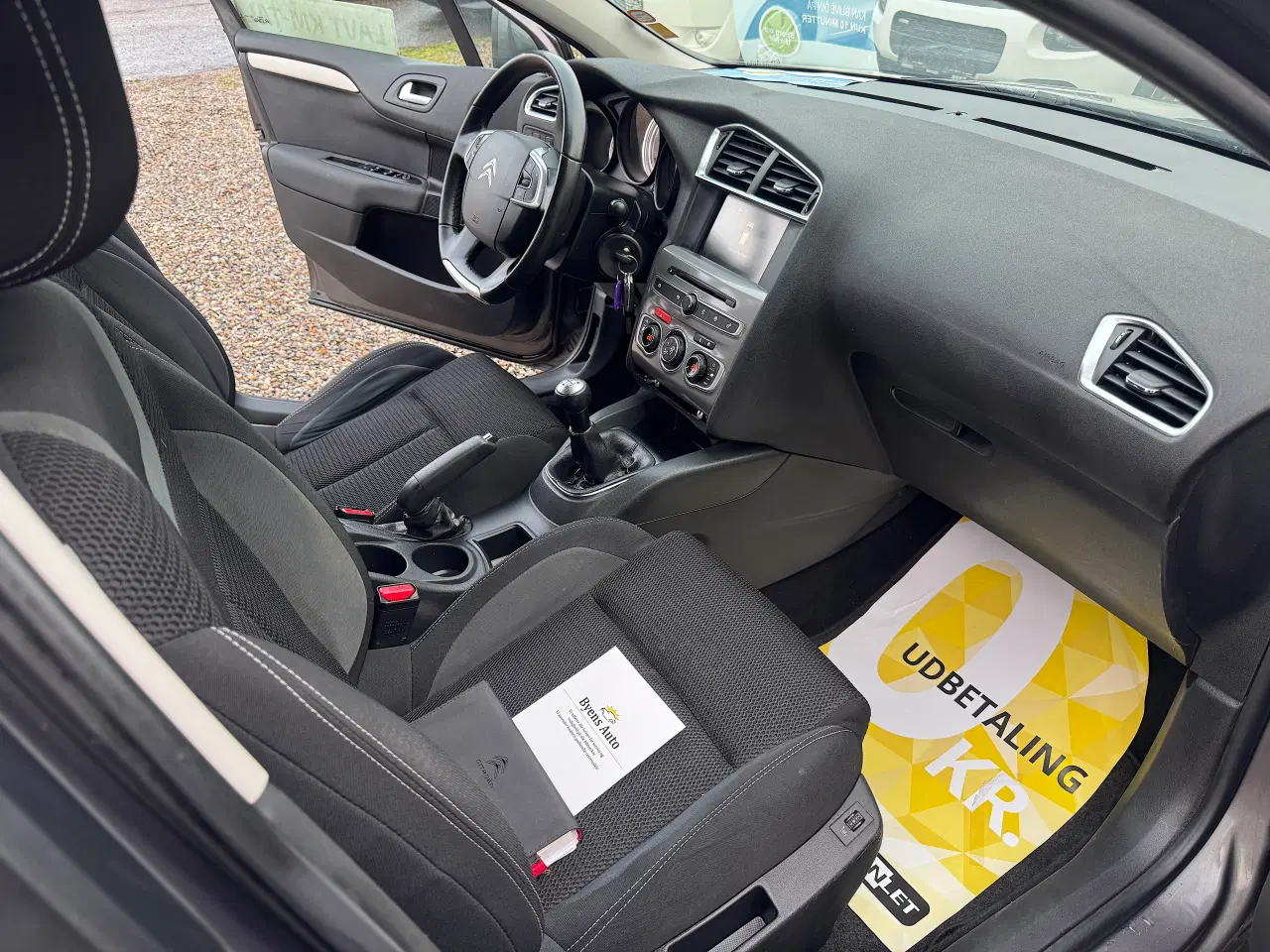 Billede 10 - Citroen C4 1.2 Puretech Nysyn Kun kørt 145000