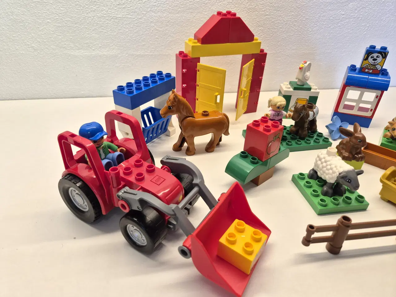 Billede 2 - Duplo Bondegård Traktor, Dyr  samt andet