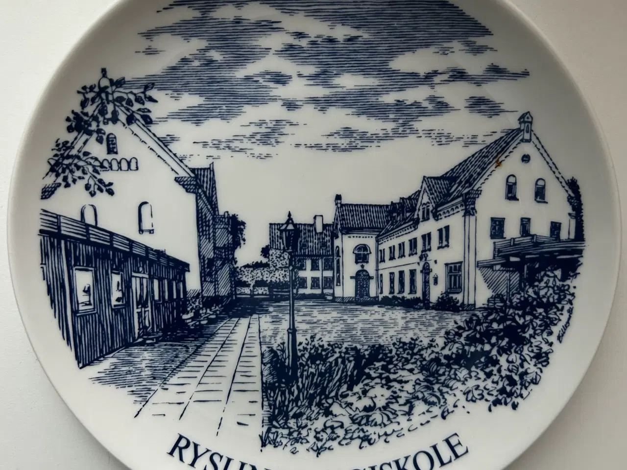 Billede 1 - Ryslinge Højskole, Svane porcelæn