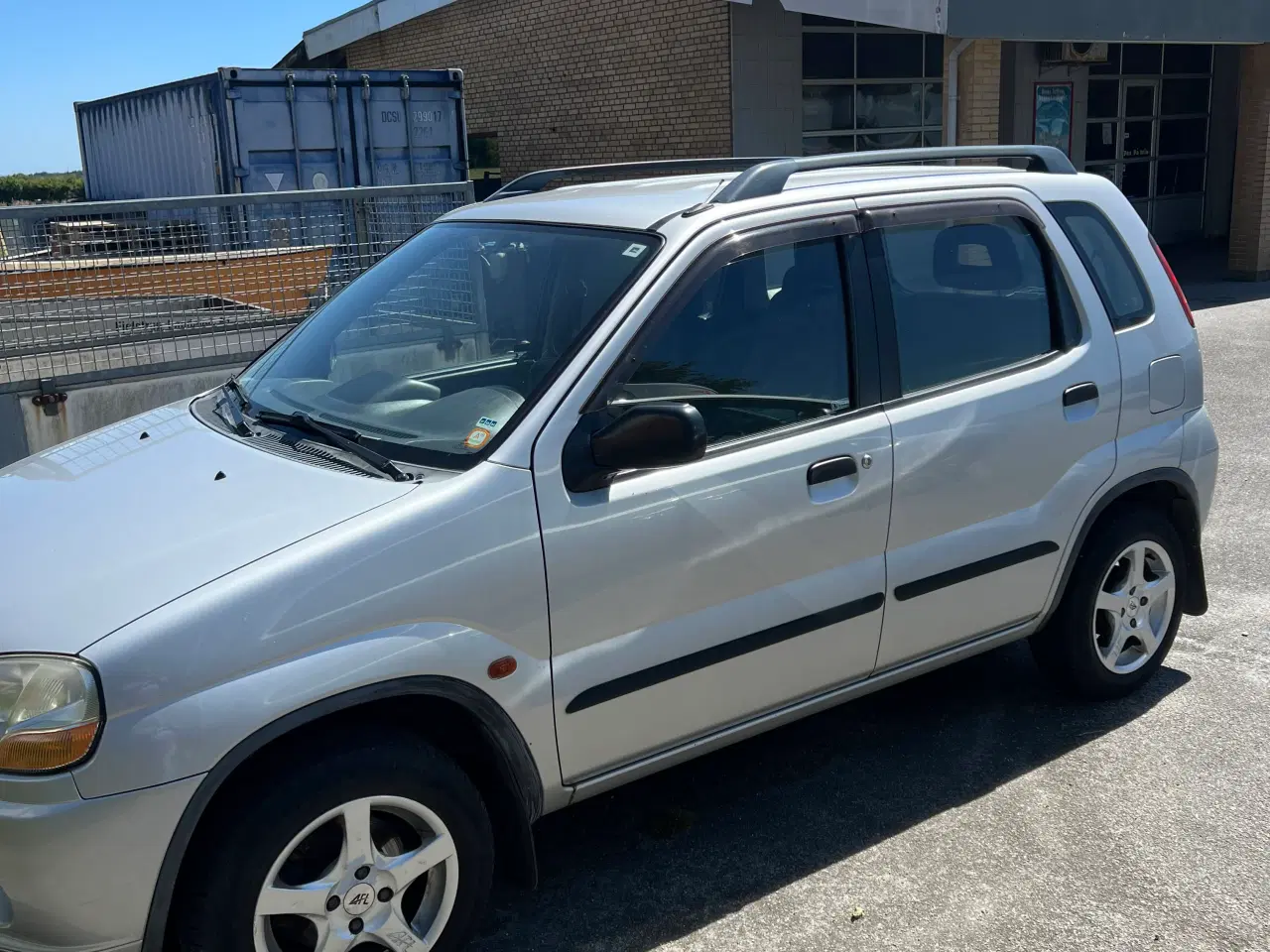 Billede 5 - Næsten nysynet bil sælges