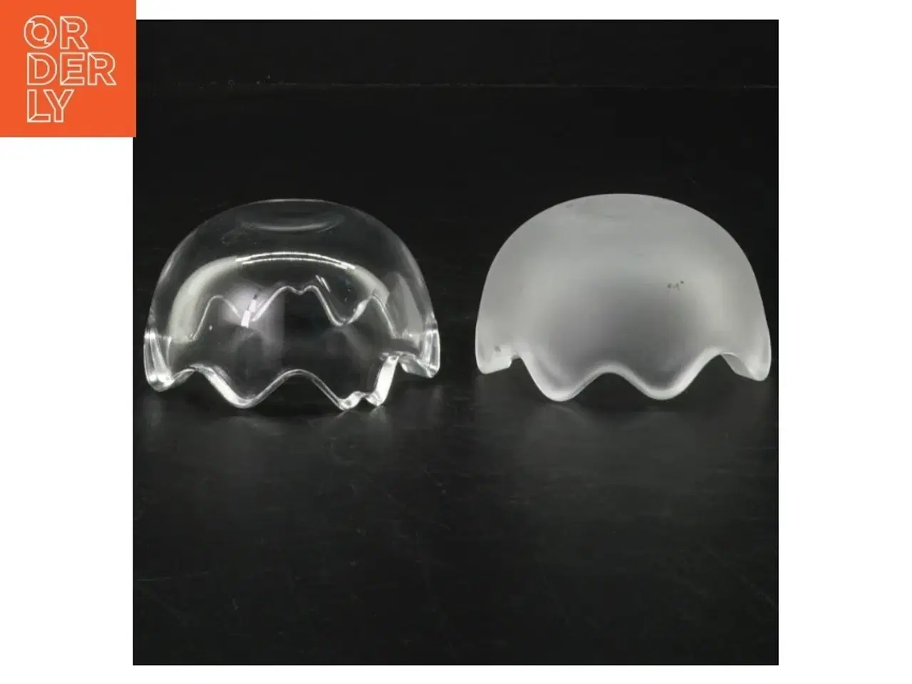 Billede 2 - Glas bonbonniere fra Holmegaard (str. Ø. 8 cm)