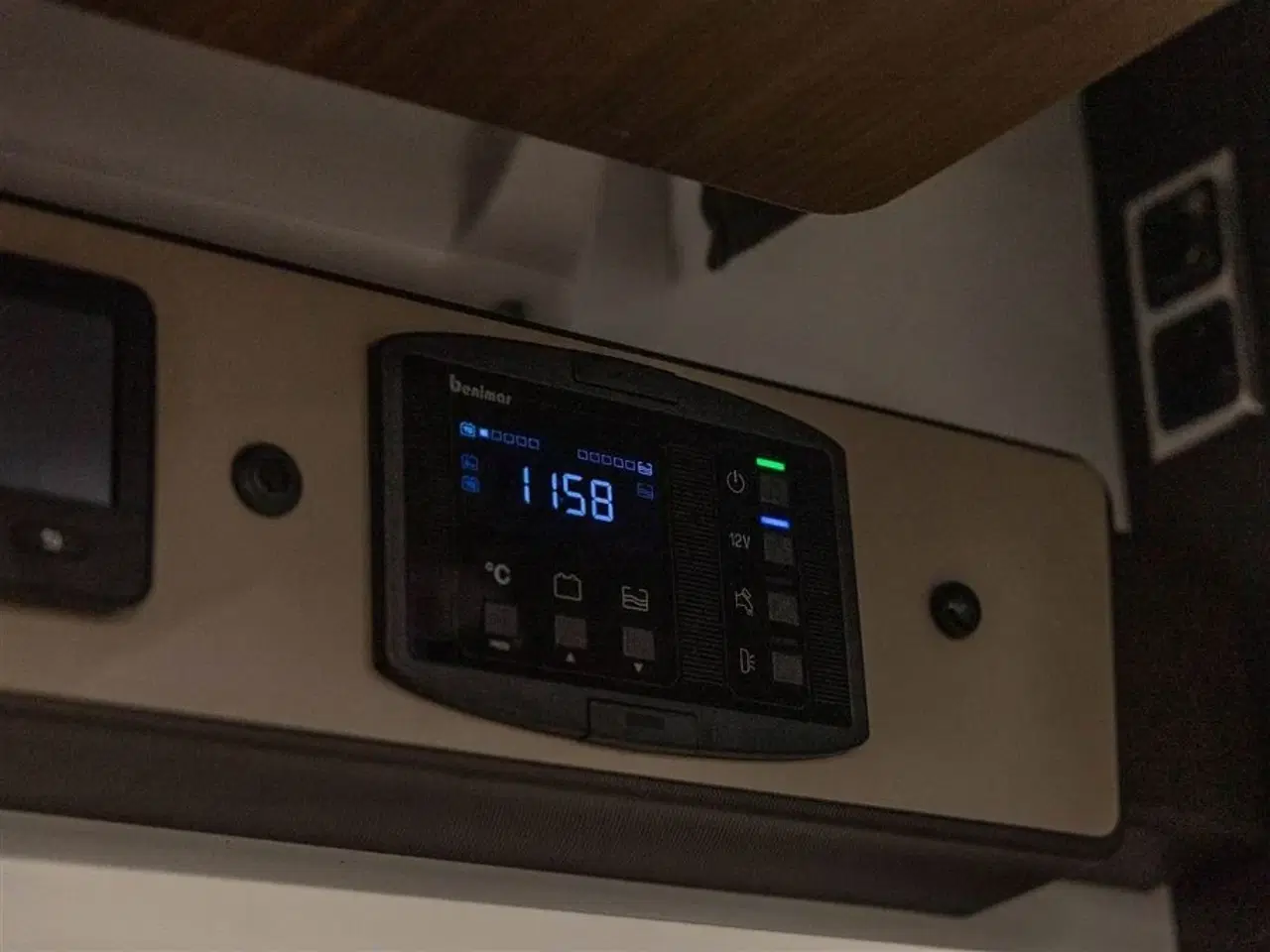 Billede 25 - 2026 - Benimar Mileo 268   Skandinavisk design og komfort året rundt