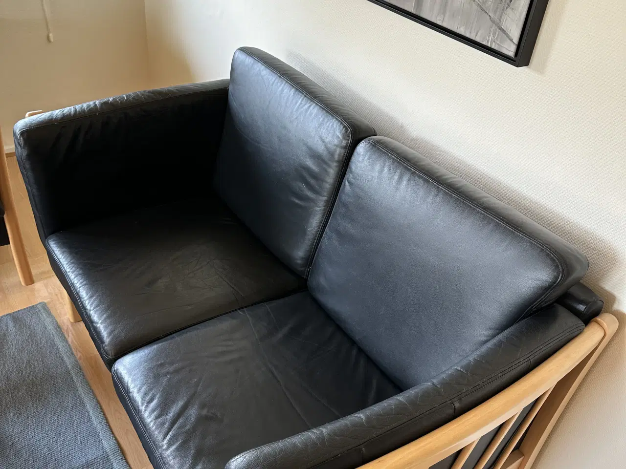 Billede 4 - Sofasæt / sort læder - 3 & 2 personer