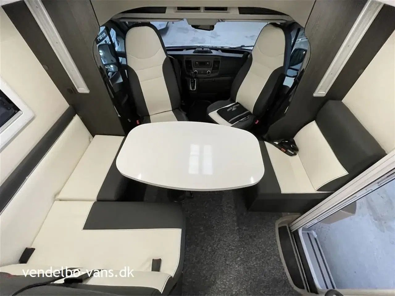 Billede 4 - 2021 - Rollerteam Kronos 285TL 5. S. selepladser - enkeltsenge og stor garage - sænkeseng