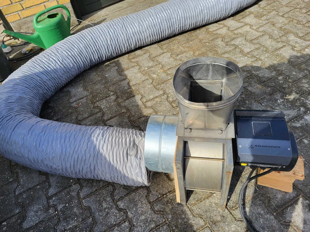 Billede 3 - Kraftig sugemotor bl.a. til støvopsamling