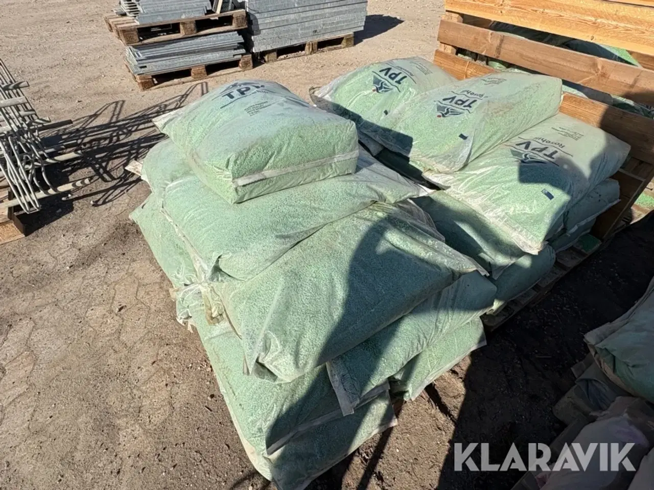 Billede 5 - Gummigranulat Rosehill/Genan - 7 paller