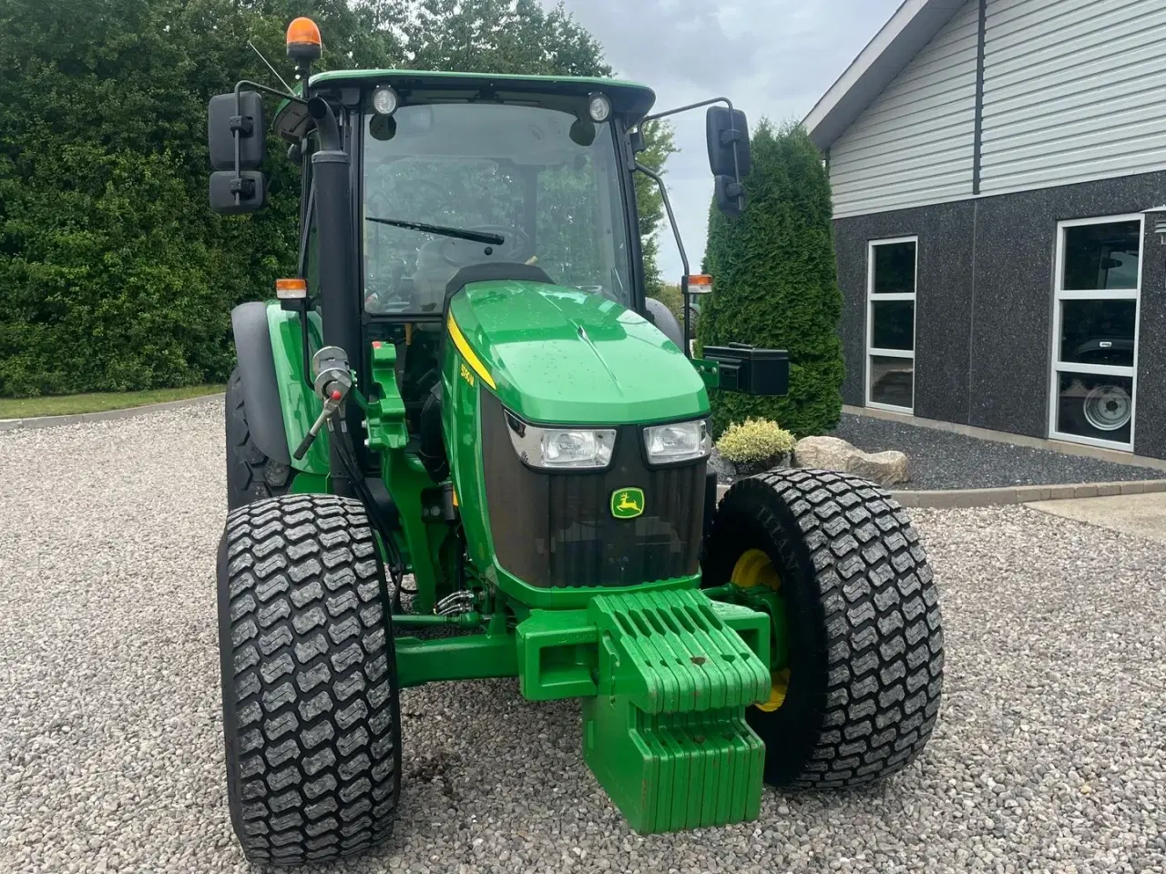 Billede 18 - John Deere 5090 M Med græsdæk