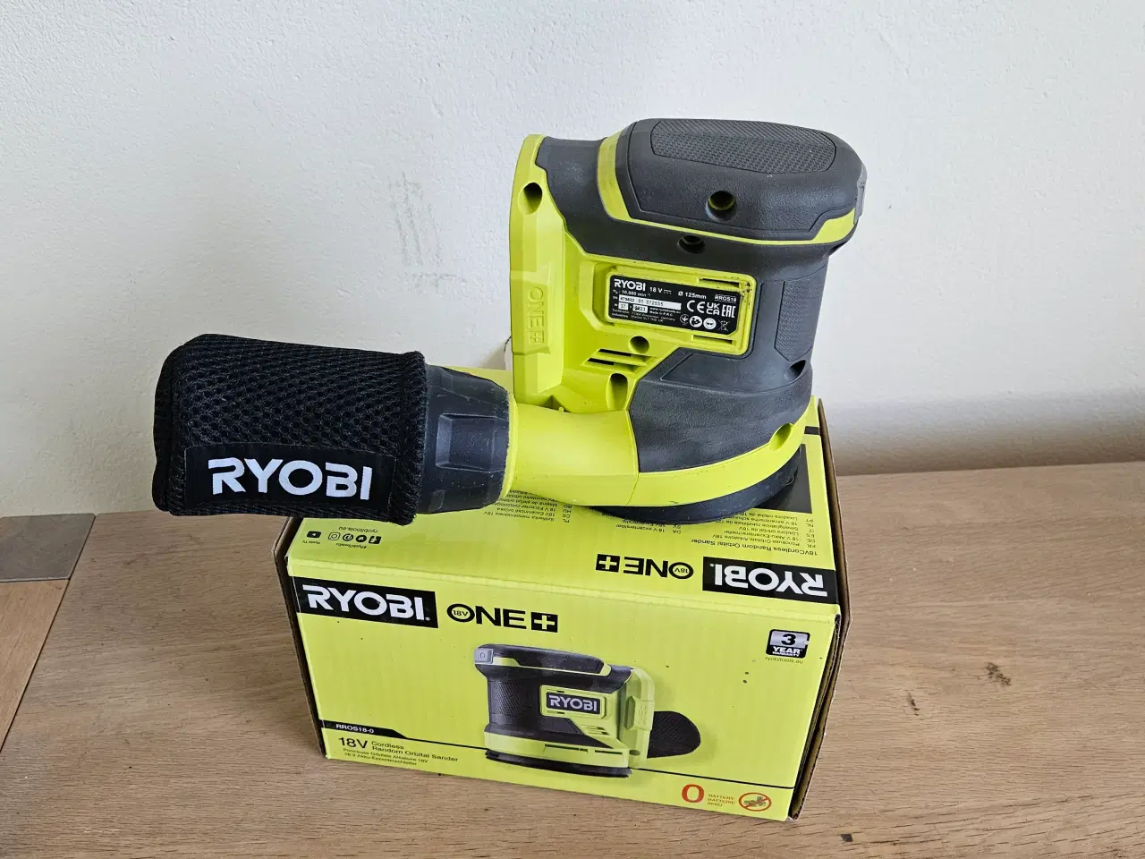 Billede 1 - RYOBI Excentersliber 18v