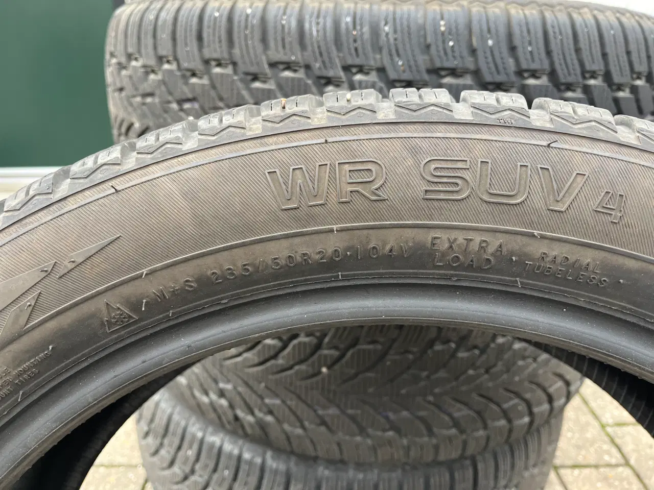 Billede 5 - 4 stk Nokian vinterdæk - 235/50 R20 104V