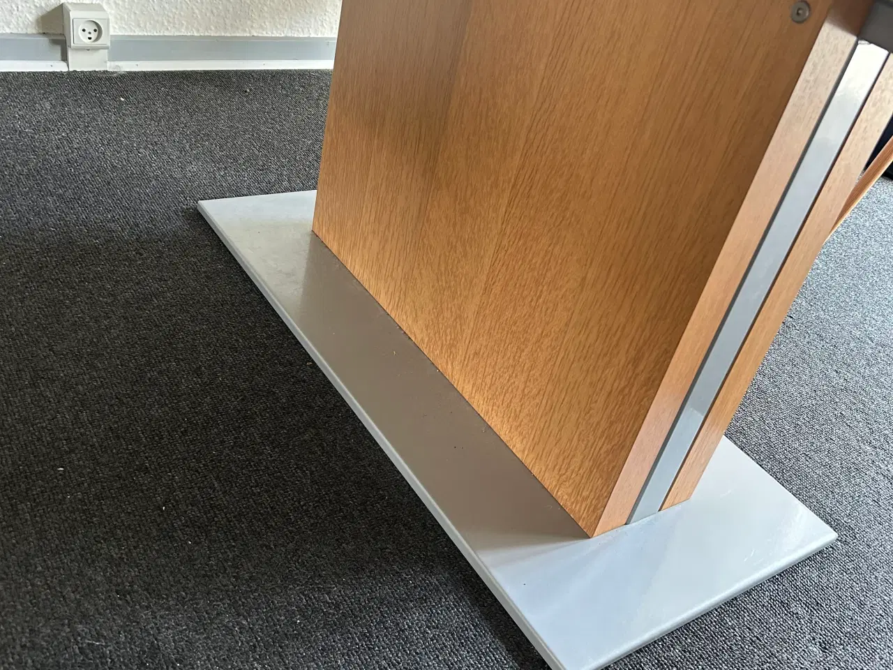 Billede 2 - Spisebord med udtræk 