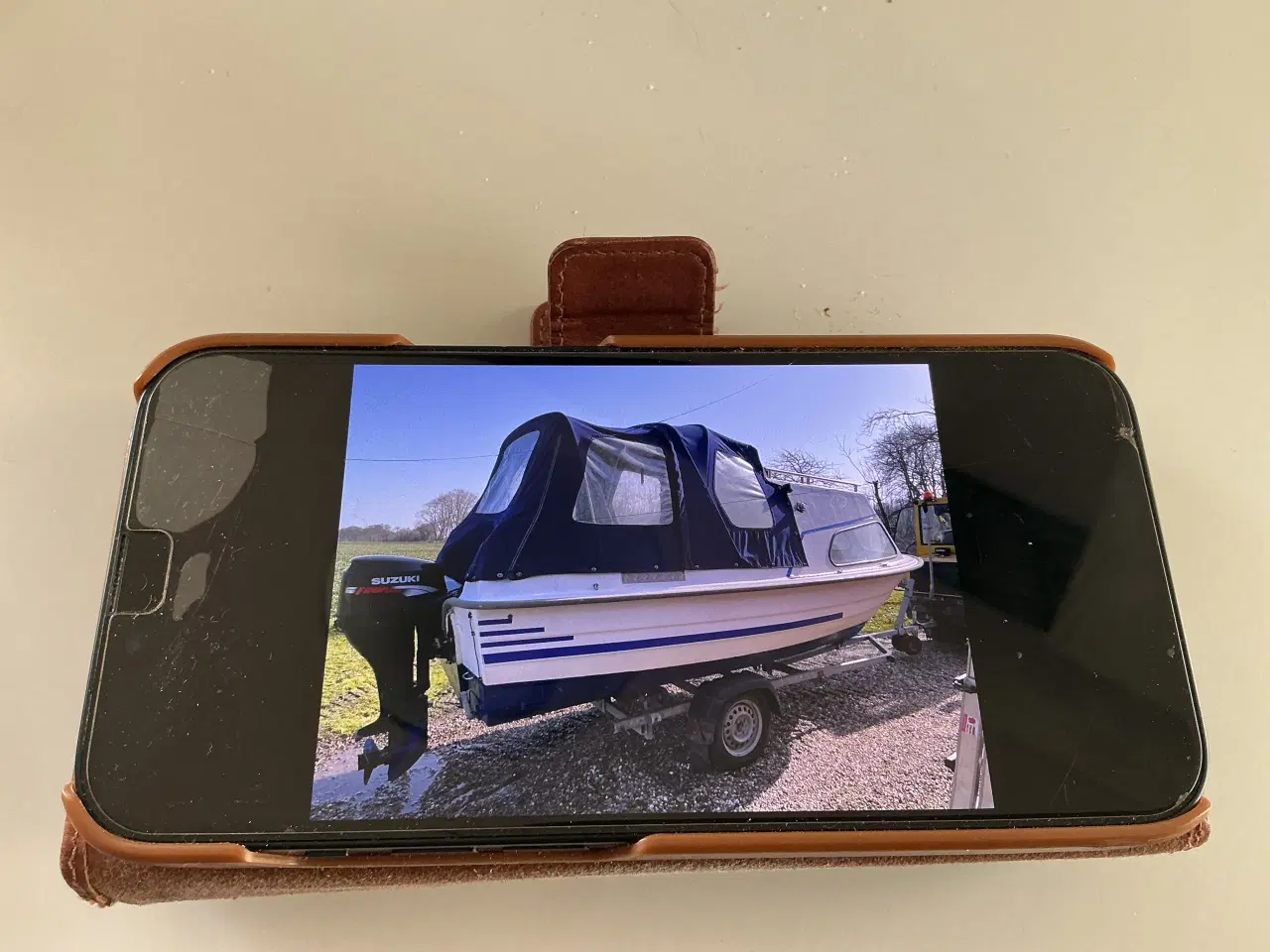 Billede 1 - Motorbåd sælges i god stand med motor og bådtraile