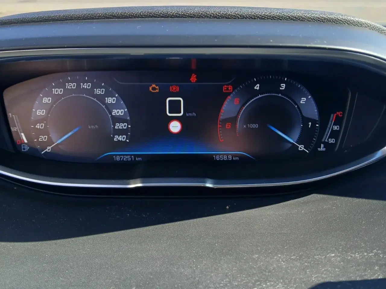 Billede 9 - Peugeot 3008 1,5 BlueHDi 130 Allure