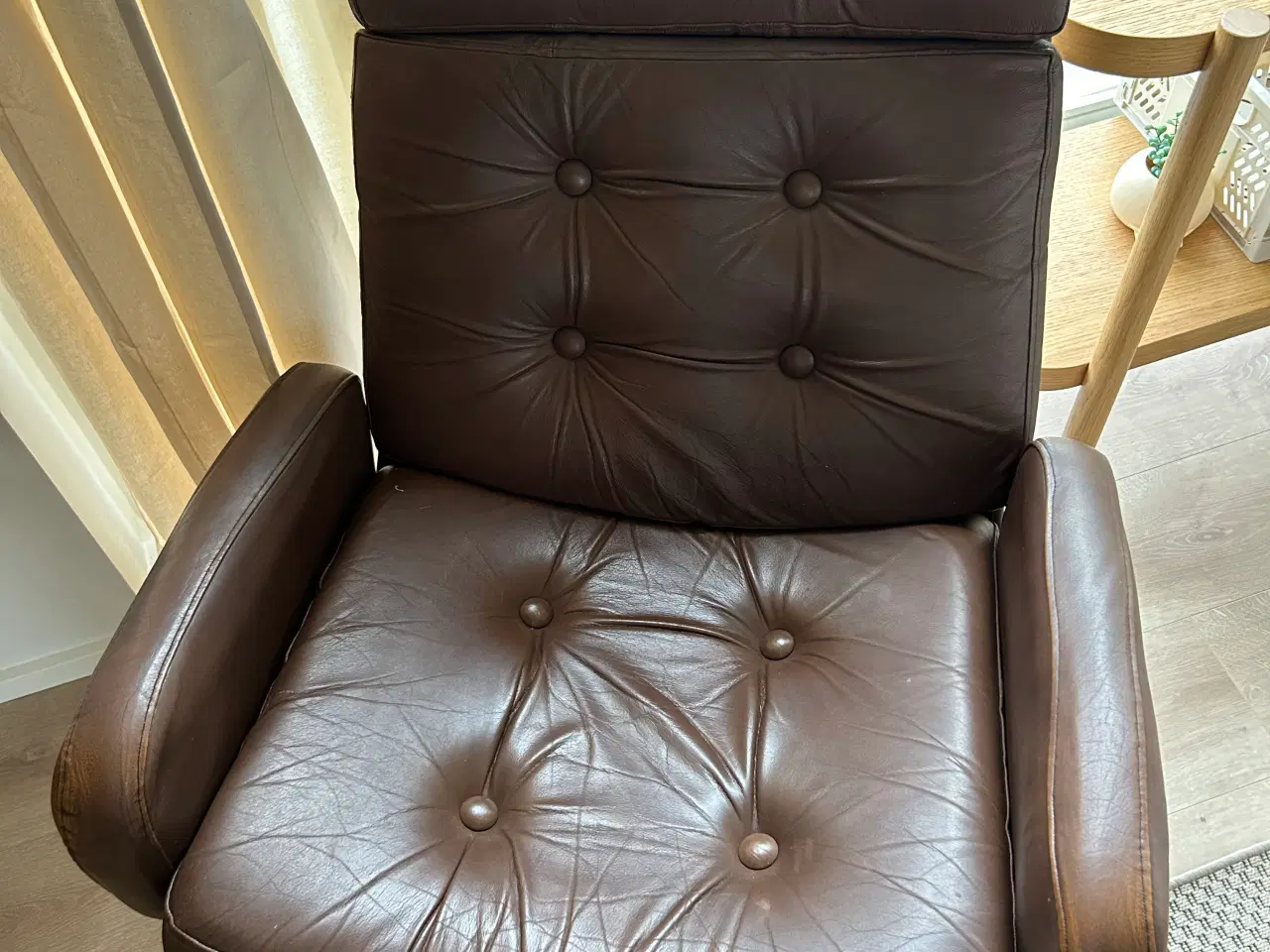 Billede 3 - Brun læder lænestol