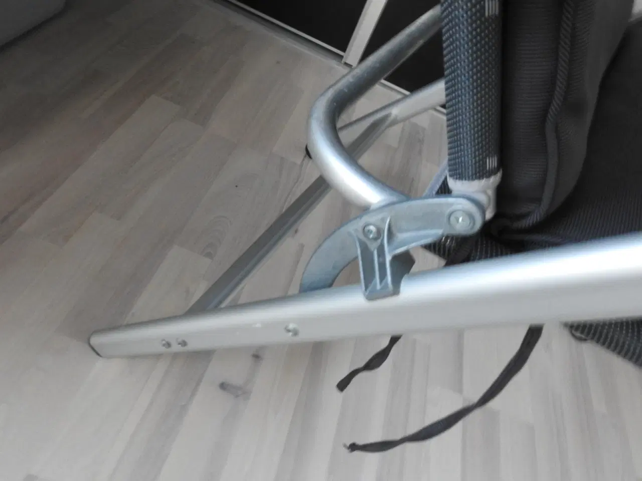 Billede 2 - Camping/havestole, med hynder,kraftige.