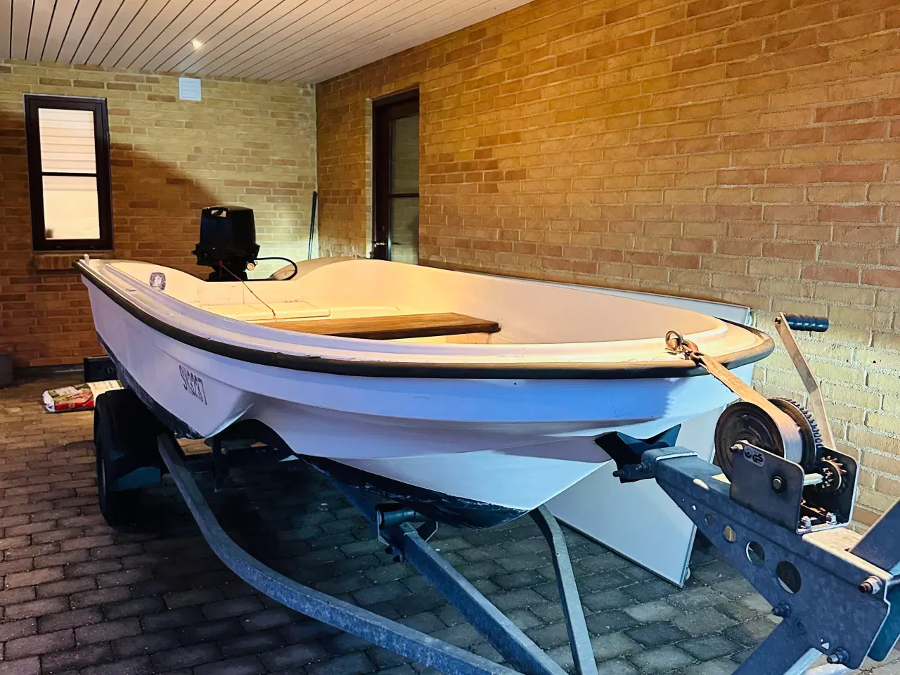 Billede 2 - Båd med motor og trailer