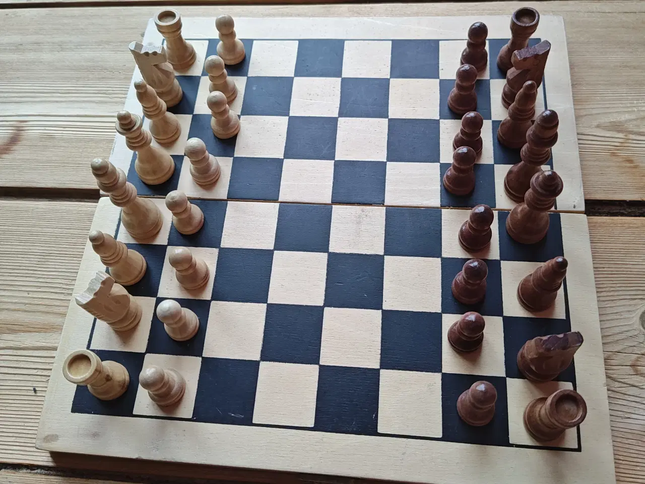 Billede 1 - Skak Brætspil i træ