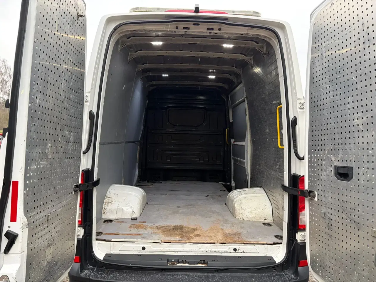 Billede 4 - MAN TGE 5.180 A8 L3H3, Kassevogn