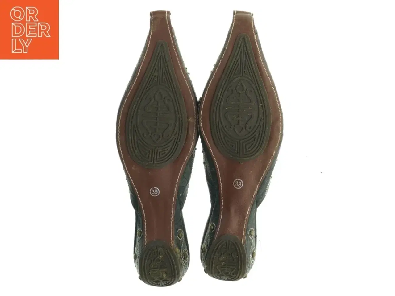 Billede 2 - Indiske damesko fra Jusee (str. 39)