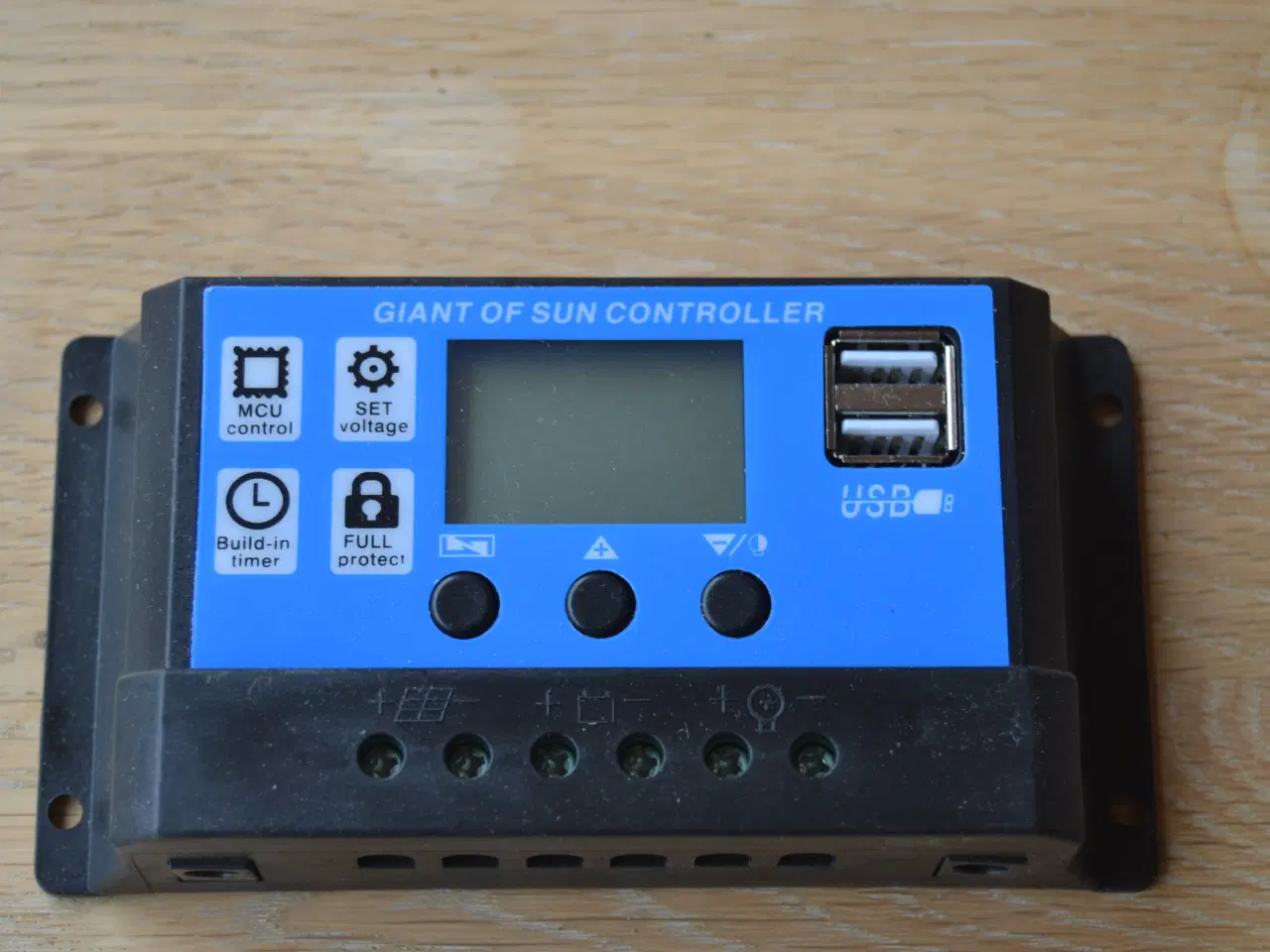 Billede 1 - Solarchargecontroller