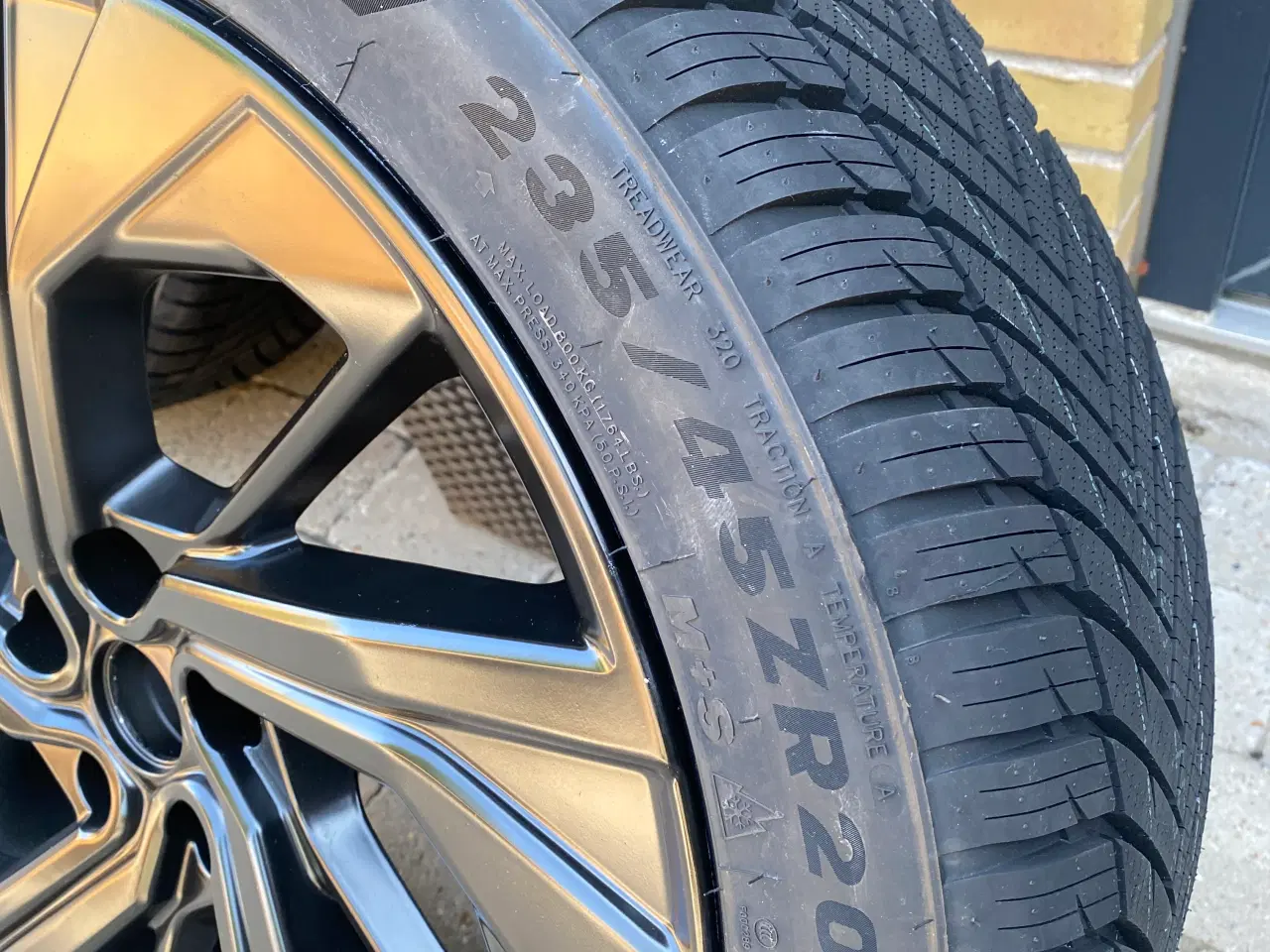 Billede 6 - 20” Qashqai J12 Helårs Dæk. 