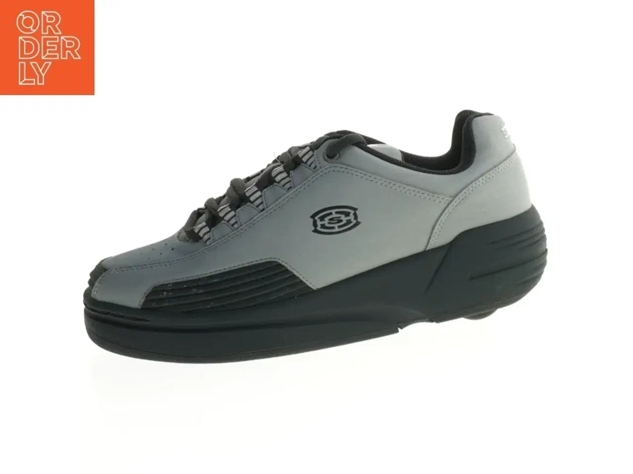 Billede 1 - Rullesko med hjul fra Skechers (str. 42,5 )