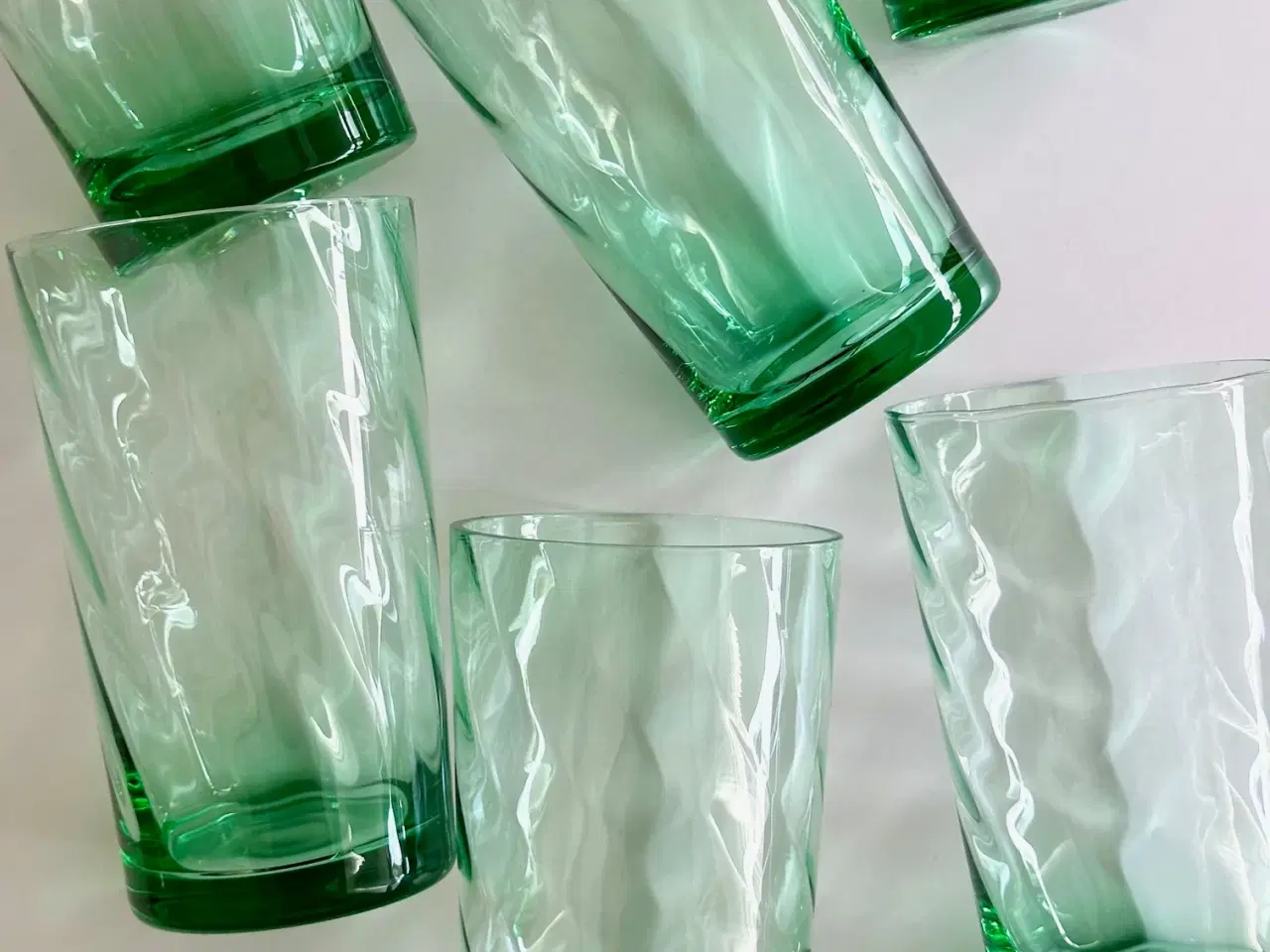Billede 3 - Grønne drikkeglas m swirl, 6 stk samlet