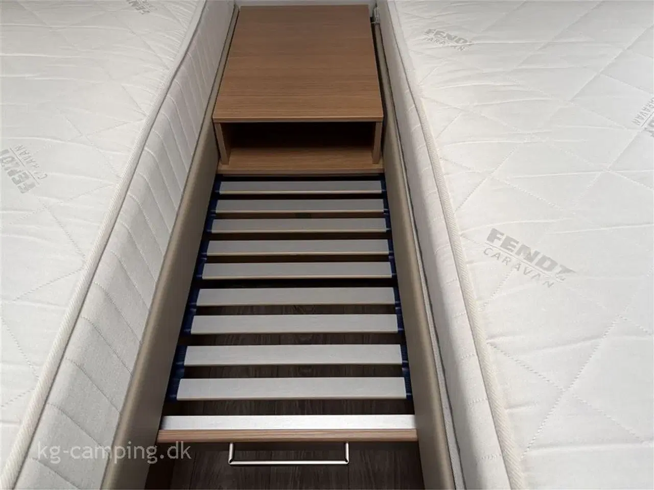 Billede 9 - 2022 - Fendt Saphir 465 TG   Enkeltsengsvogn med totalvægt 1500 KG. Fremtræder som ny !!   (ny vare på lager og under klargøring)