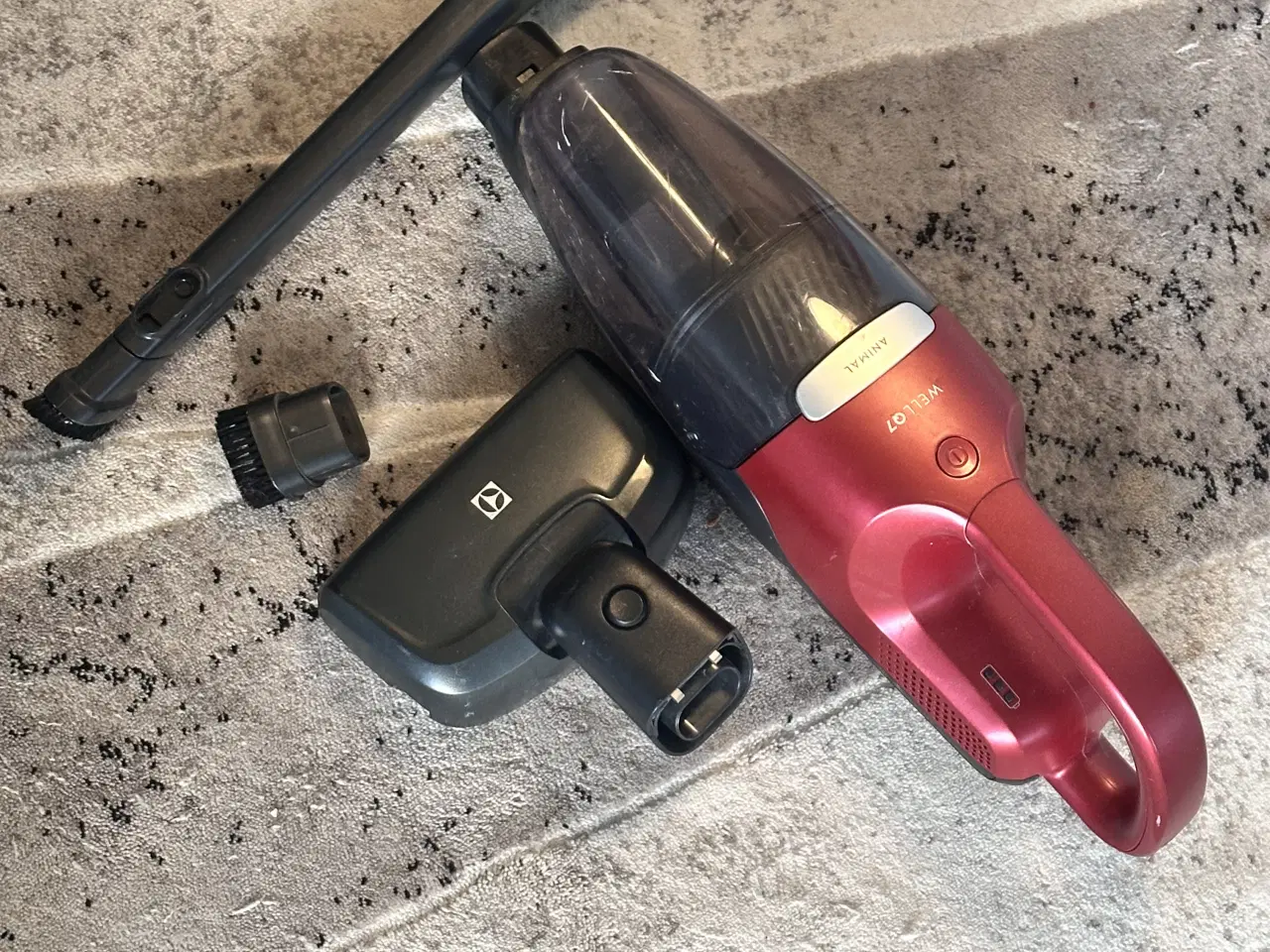 Billede 6 - Electrolux ledningsfri støvsuger 2-i-1 sælges