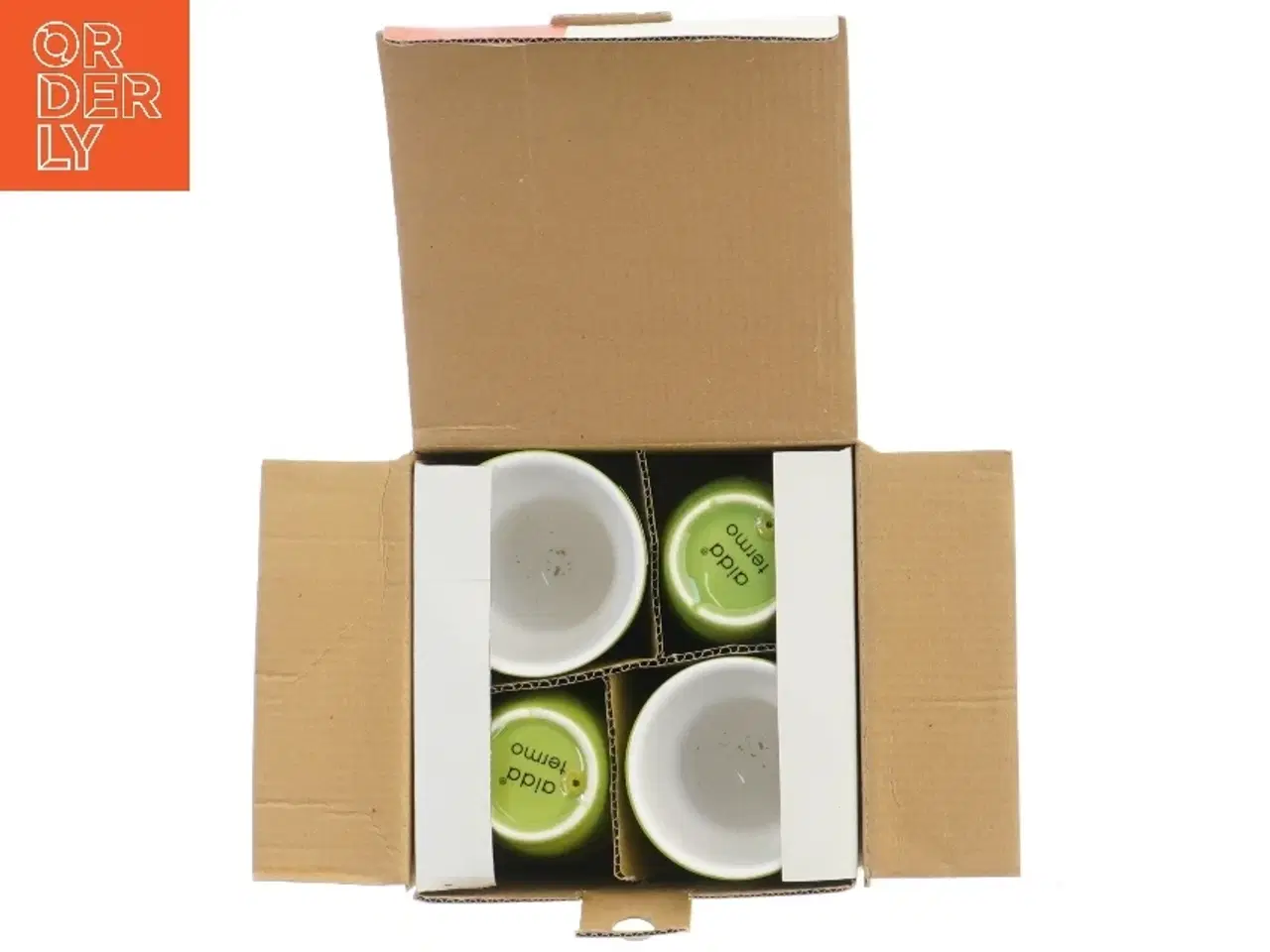 Billede 2 - Sæt af 4 termo krus fra Aida (str. 4 stk Ø 8 cm længde 10,5 cm)