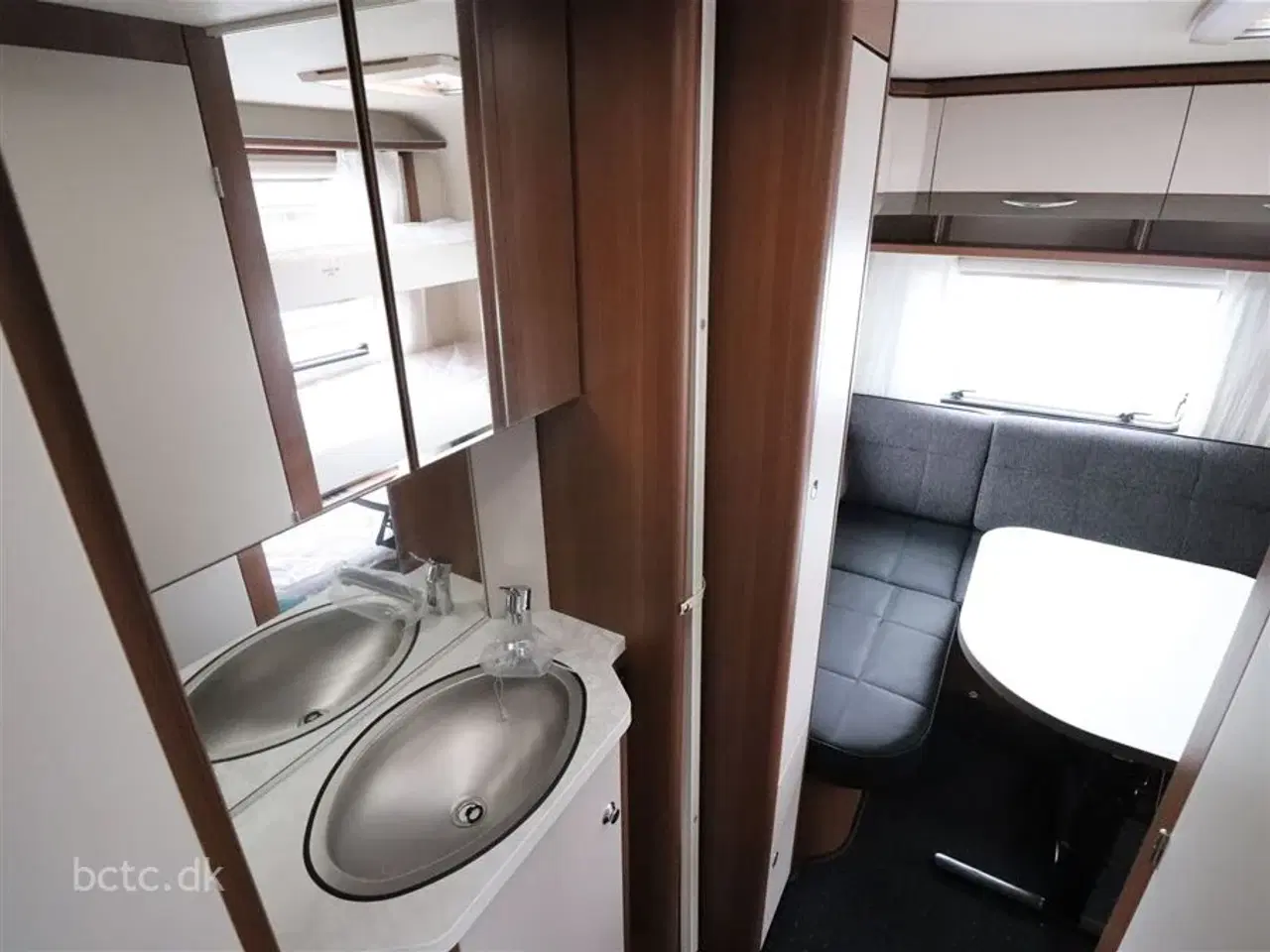 Billede 6 - 2021 - LMC Vivo 735 K   MED ISABELLA VILLA