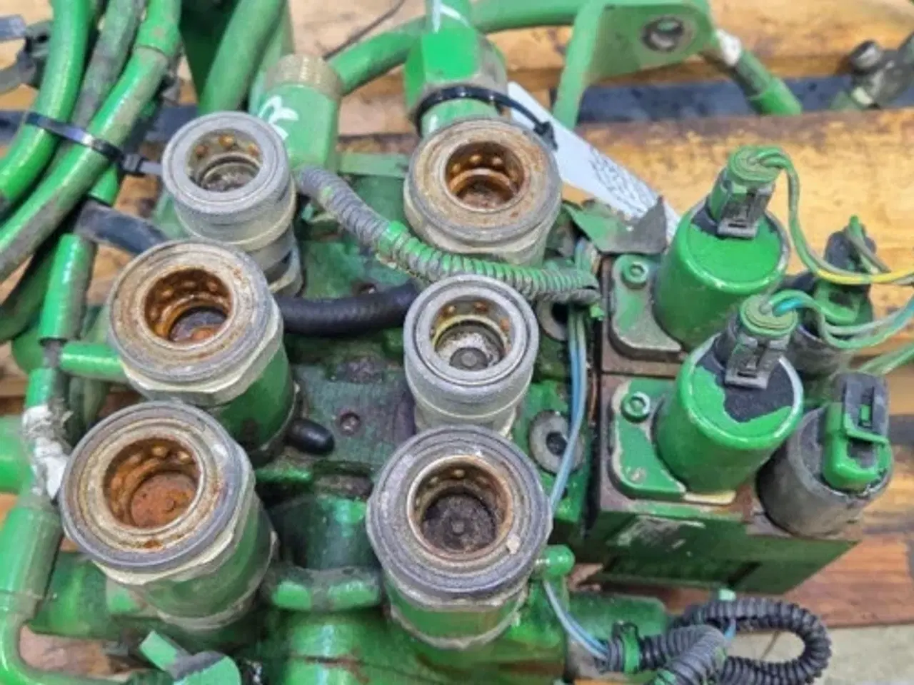 Billede 15 - John Deere 7920 Hydraulikventil RE267757