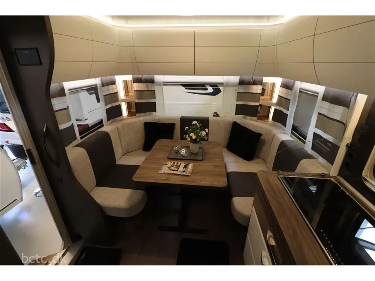 Billede 2 - 2023 - Hobby Excellent Edition 460 UFe