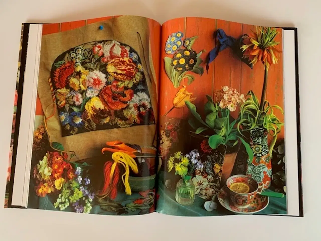 Billede 6 - Kaffe Fassett - bøger - strik og broderi - som nye