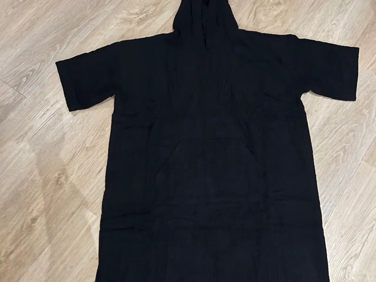 Billede 2 - Unisex poncho i tyk lækker frotté kvalitet