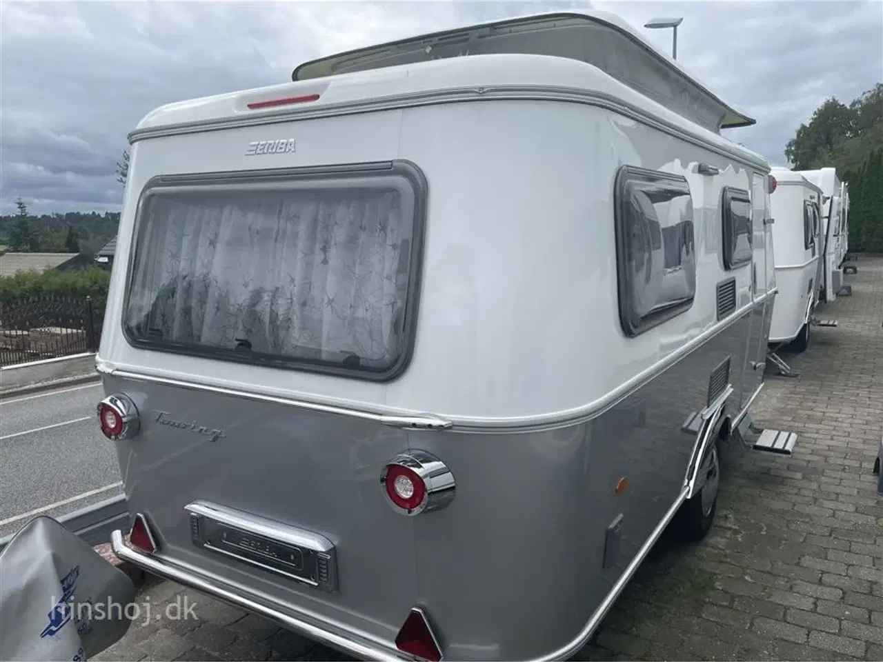 Billede 13 - 2023 - Eriba Touring 542 Urban   Lækker rejsevogn med enkelsenge fra Hinshøj Caravan