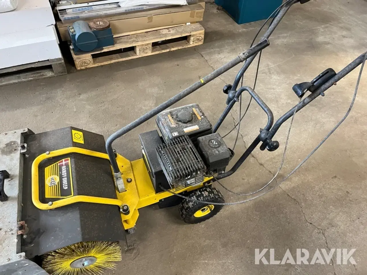 Billede 12 - Fejemaskine med opsamler TRXAS HANDY SWEEP 600 TG